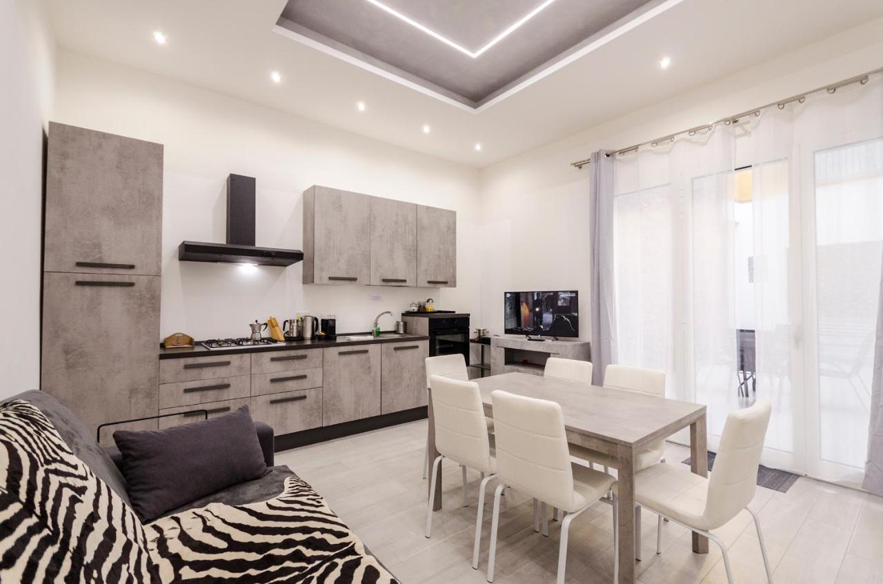 Ferienwohnung Dimora Santo Stefano: Ampia, Con Giardino Privato Bologna Exterior foto